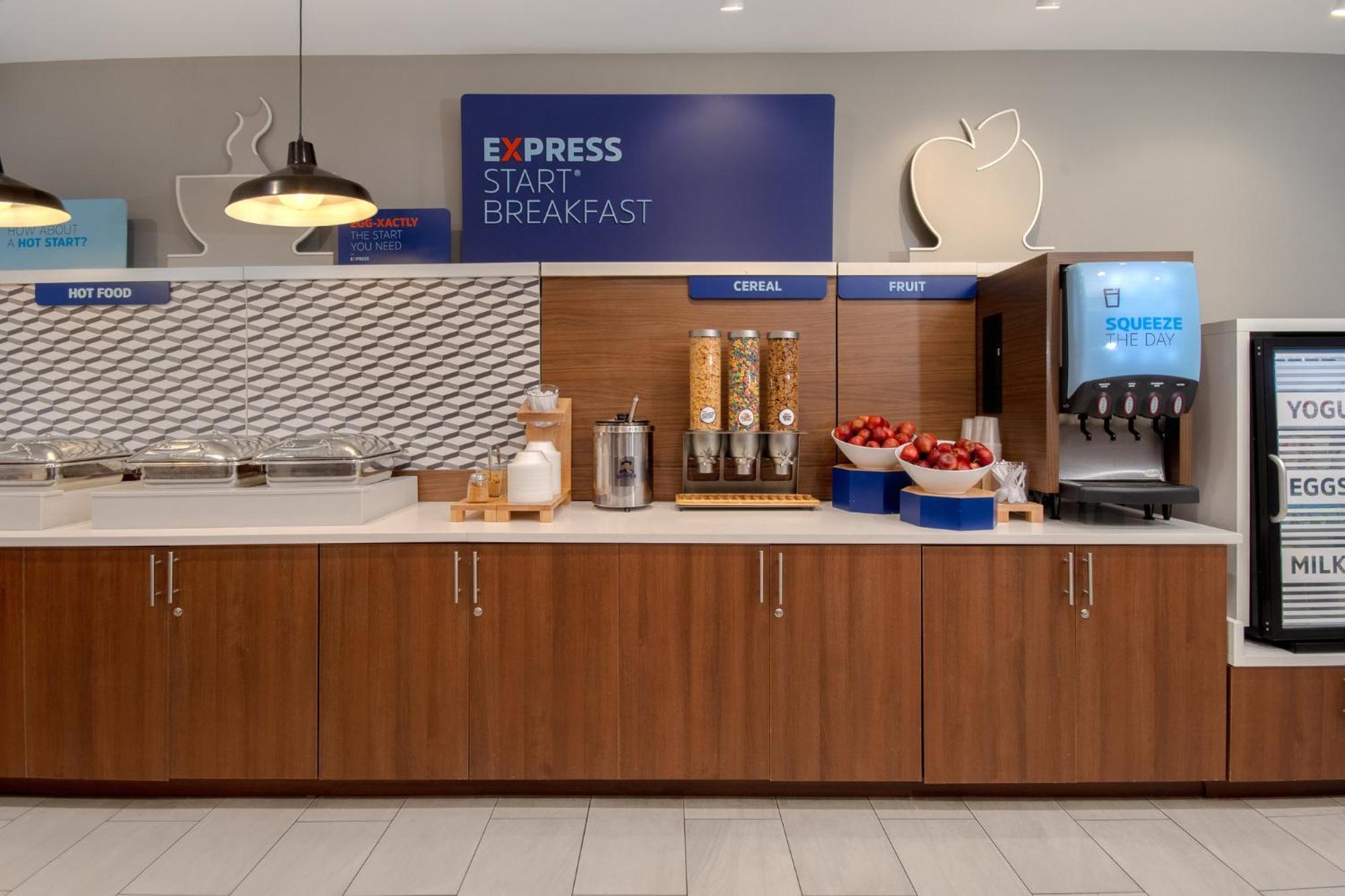 Holiday Inn Express & Suites Oscoda By Ihg Zewnętrze zdjęcie