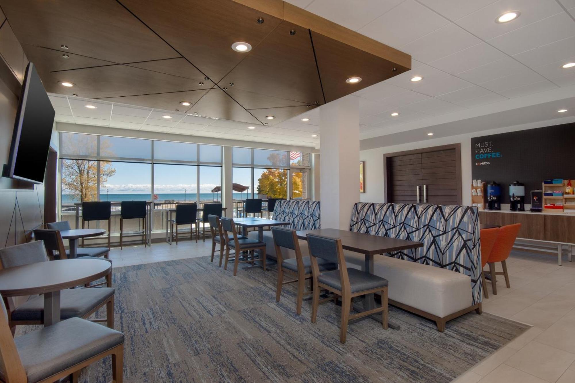 Holiday Inn Express & Suites Oscoda By Ihg Zewnętrze zdjęcie