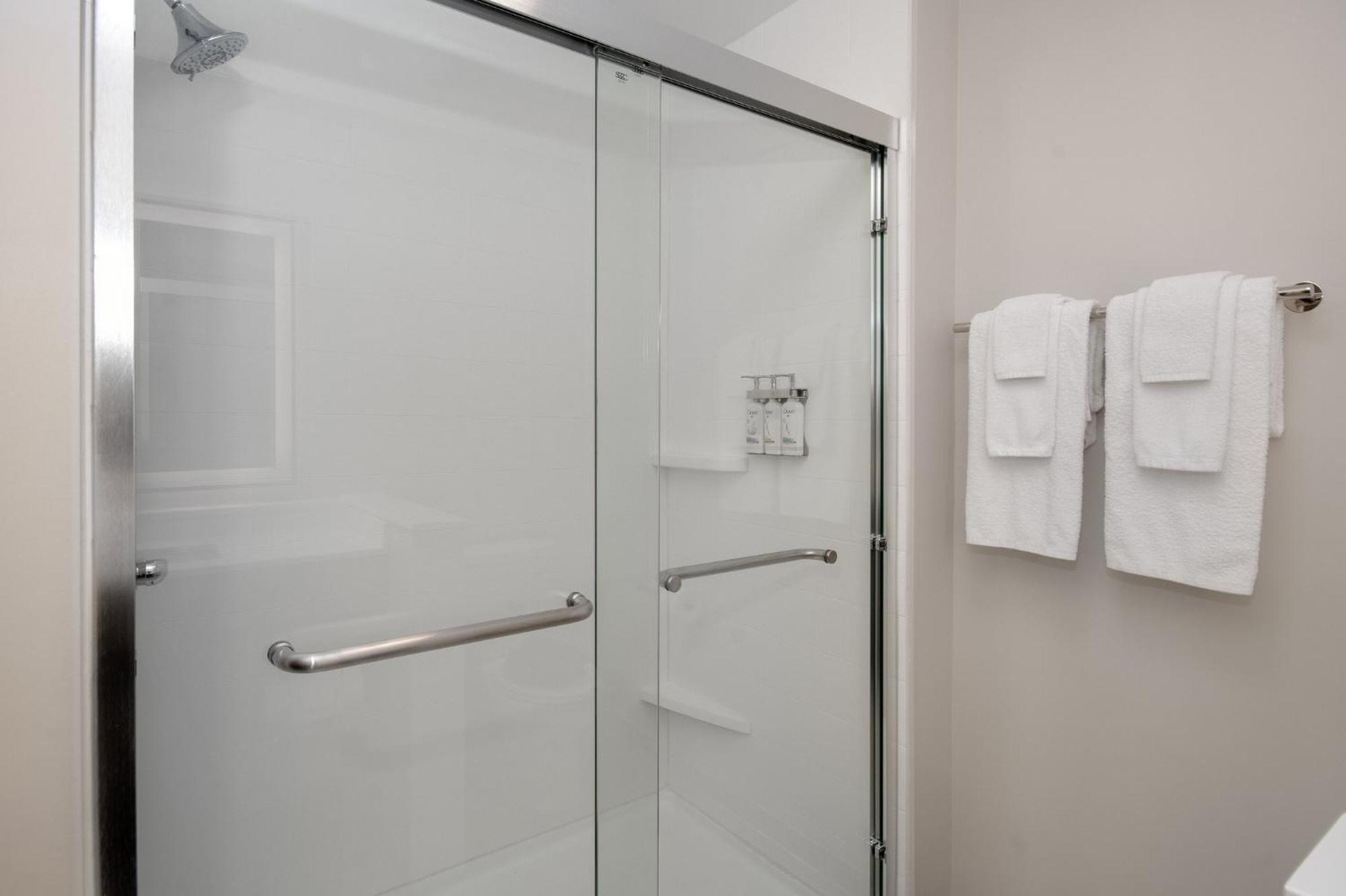 Holiday Inn Express & Suites Oscoda By Ihg Zewnętrze zdjęcie